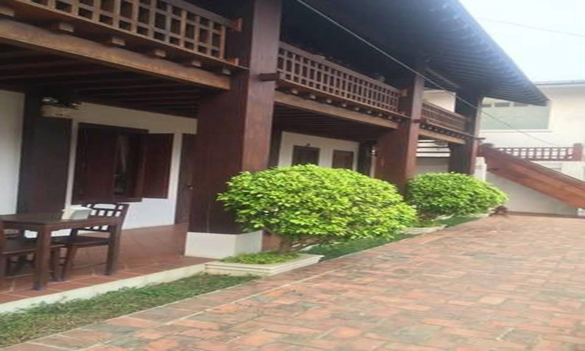 Lakhangthong Boutique Hotel Luang Prabang Exteriör bild